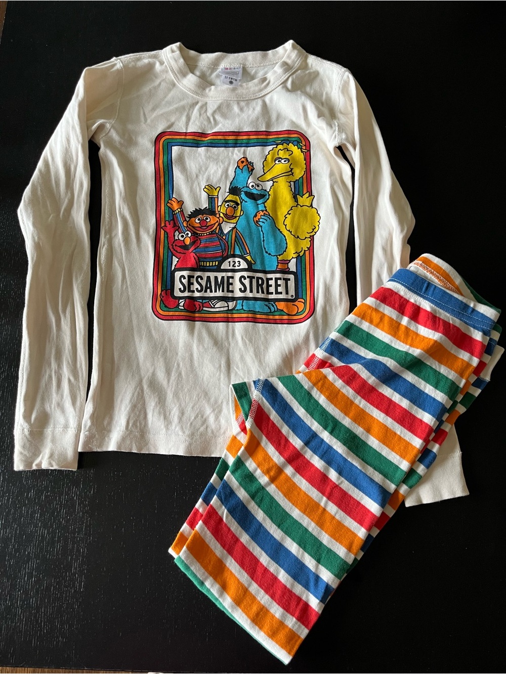 Hanna Andersson Sesame Street Sz 10/140 cm Long Sleeve Pants Pajamas EUC